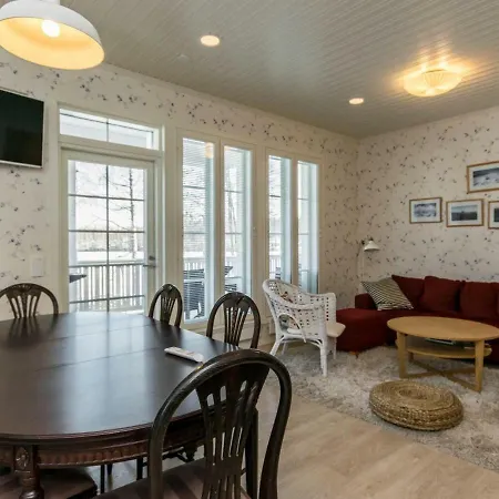 Urho By Interhome * Loyto